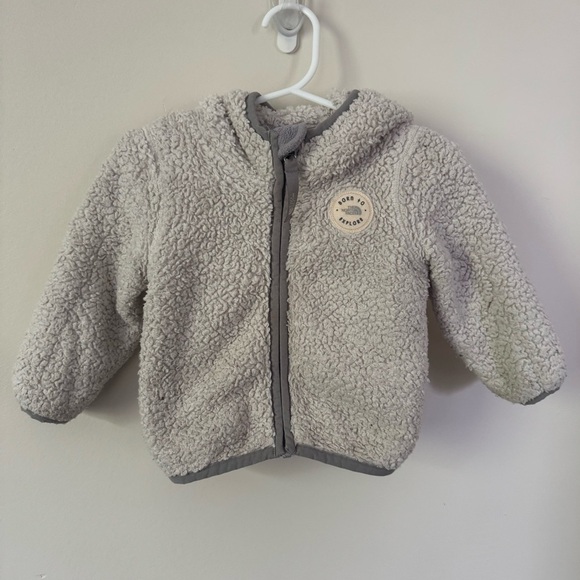 The North Face Cream and Gray Jacket Essential Layer Bear Baby size 6-12 months - Picture 1 of 4